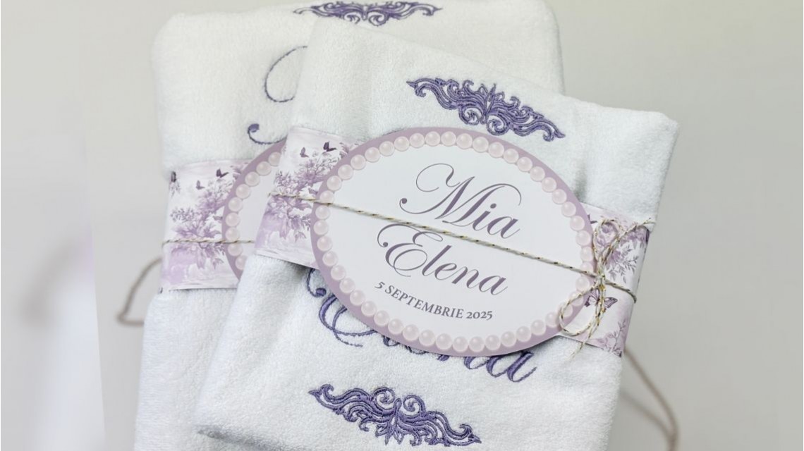 Trusou botez Purple Toile cu fluturi și flori mov personalizat 29